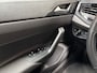 Volkswagen Polo 1.0 TSI Sportline Automaat (VIRTUAL COCKPIT, APPLE CARPLAY, KEYLESS, GROOT NAVI, CLIMATE, SPORTSTOELEN, LM VELGEN, CAMERA, GETINT GLAS, NIEUWSTAAT)