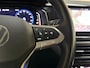 Volkswagen Polo 1.0 TSI Sportline Automaat (VIRTUAL COCKPIT, APPLE CARPLAY, KEYLESS, GROOT NAVI, CLIMATE, SPORTSTOELEN, LM VELGEN, CAMERA, GETINT GLAS, NIEUWSTAAT)