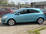 Opel Corsa 1.2-16V Cosmo Color Edition 86PK NL AUTO NAP! Airco l Cruise l Trekhaak l Zwart dak l LMV! GOED ONDERHOUDEN l TOPSTAAT!