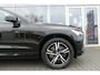 Volvo XC60 2.0 T6 Plug-in hybrid AWD R-Design FACELIFT!, ELEKT. TREKHAAK (2.100KG), PANO, WINTER PACK, MEMORY, CRUISE, CLIMA, NAVI, PDC, APPLE CARPLAY/ANDROID AUTO, KEYLESS, ELEKT. ACHTERKLEP, 84.692KM