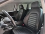 Volkswagen Passat Variant 3.2 V6 Highline 4M 251Pk Automaat (NAVIGATIE, LEDER, STOELVERWARMING, ADAPTIVE CRUISE, SPORTSTOELEN, GETINT GLAS, TREKHAAK, XENON, NIEUWSTAAT)
