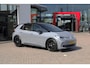 Volkswagen ID.3 Pro Limited Edition 59 kWh 204PK / 150kW, Steunhaak (voor fietsendrager), 19" 'Bergen' LMV, LED Matrix koplampen (IQ.Lights), dynamische grootlichtassistent (dynamic light assist), navigatie, Apple Carplay & Android Auto, DAB+, achteruitrijcamera (rear view), adaptieve cruise control (acc), parkeersensoren voor en achter (pdc), verwarmbare voorstoelen, verwarmbaar multifunctioneel lederen stuurwiel, privacy glas, diefstalalarm, 2-zone climatronic, parkeerassistent incl. parkeerhulp (park assist plus) etc.