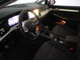 Volkswagen Golf 1.0 TSI Life Navigatie - ACC - Climatronic - PDC - Trekhaak - ACC - Apple Carplay/Android Auto