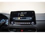Hyundai Kona Limited 64 kWh 3-fase [ Leder Head-up Adapt.cruise ]