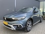 Fiat Tipo Cross 1.0 Cross Airco - Achteruitrijcamera - Parkeersensoren - Navigatie - Stoelverwarming - U-connect - Licht metalen velgen 17 inch - Trekhaak afneembaar - Cruise control - Radio - Mistlampen - Bluetooth - Dakrails - Elektrische ramen - Extra getint glas achter - Led verlichting - Start/stop systeem - Nieuw bij ons geleverd