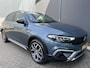 Fiat Tipo Cross 1.0 Cross Airco - Achteruitrijcamera - Parkeersensoren - Navigatie - Stoelverwarming - U-connect - Licht metalen velgen 17 inch - Trekhaak afneembaar - Cruise control - Radio - Mistlampen - Bluetooth - Dakrails - Elektrische ramen - Extra getint glas achter - Led verlichting - Start/stop systeem - Nieuw bij ons geleverd