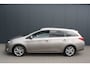 Toyota Auris Touring Sports 1.8 Hybrid Executive - NAVIGATIE - CAMERA - PANORAMADAK
