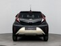 Toyota Aygo X 1.0 VVT-i S-CVT Envy Limited | Navigatie | Parkeersensoren | Automaat | Lichtmetalen Velgen | Mistlampen | Cruise Control + Climate Control | Elektrische Ramen + Spiegels | Draadloze Telefoonlader |