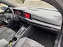 Volkswagen Golf 1.5 eTSI 130pk 7-DSG R-line met 18", Full LED en Smartlink