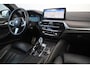 BMW 5-Serie Touring 530i High Executive 252PK M Sport Laser LED Panoramadak Harman Kardon Wegklapbare Trekhaak Nappa Leder Memory Sfeerverlichting Shadow Line 360 Camera