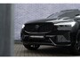 Volvo XC60 2.0 T6 Plug-in hybrid AWD Plus Black Edition | Adaptieve Cruise Control | Panoramadak | Harman Kardon Audio | Stoel-/Stuur-/Voorruitverwarming | Dodehoek Detectie | 360° Parkeercamera |