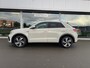Volkswagen T-Roc 1.5 TSI R-Line Edition automaat,elektrische achterklep,achteruitrijcamera,led,keyless,apple-carplay