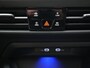 Volkswagen Golf 1.4 eHybrid Style Automaat - Navigatie - HUD - IQ light - Trekhaak - Ergo-Active bestuurdersstoel - Park Assist - Stoelverwarming