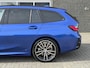 BMW 3-Serie Touring (g21) 330e Xdrive / M-sport / Lci / Pano / Carbon / Stuurverwarming / Trekhaak / ONLY 40708KM!