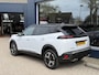 Peugeot 2008 1.2 Turbo 130 PK GT | Automaat | Meest Luxe Uitvoering | Navigatie | 360 Graden Camera | Keyless Entry | Full LED Verlichting | Zwart Dak | Dode Hoek Detectie | Cruise Control | Climate Control | Half Lederen Bekleding | Hoge Zitpositie | 17 Inch Lichtmetalen Velgen |