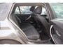 BMW 3-Serie Touring 318d | MASSAVLIEGWIEL HOORBAAR | Trekhaak afneembaar | Navigatie | Bluetooth | Elek kofferdeksel