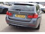 BMW 3-Serie Touring 318d | MASSAVLIEGWIEL HOORBAAR | Trekhaak afneembaar | Navigatie | Bluetooth | Elek kofferdeksel