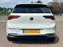 Volkswagen Golf 1.5 eTSI Style AUT. - Navi - Alcantara - Camera - PDC - LM