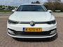 Volkswagen Golf 1.5 eTSI Style AUT. - Navi - Alcantara - Camera - PDC - LM