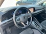 Volkswagen Golf 1.5 eTSI Style AUT. - Navi - Alcantara - Camera - PDC - LM
