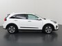 Kia Niro EV e-Niro ExecutiveLine 64 kWh | SOH 98% | Schuif/Kanteldak | Lederen Interieur | Ele. verstelbare stoelen + Geheugen | Stoelverwarming voor + achter | Apple CarPlay/Android Auto | Camera | Stoelkoeling | Adaptieve Cruise Control | JBL Audio |