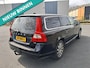 Volvo V70 1.6 T4 Limited Edition GEWOON SUPER LEUKE AUTO EN VOOR ZEER SCHERPE PRIJS OP DE MARKT !!!!