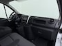 Renault Trafic 2.0dCi 120PK T29 L1H1 3-Persoons Trekhaak Euro 6 Apple Carplay Android Auto Airco Navi Cruise Control Led Bluetooth Pdc Betonplex Vloer Wandbetimmering Schuifdeur 1e Eigenaar Origineel Nederlandse Bus