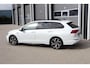 Volkswagen Golf Variant 1.5 eTSI R-Line PANO ACC Carplay