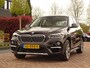 BMW X1 sDrive20i X-line | Head-Up | Stuurverwarming! | Stoelverw | Nav | Leer | Camera!
