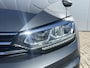 Volkswagen Touran 2.0 TDI Automaat R-Line Highline Navigatie Camera Adaptieve Cruise Dab Led Carplay Sport Comfortstoelen Stoelverwarming Hoge zit NL Auto