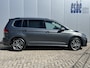 Volkswagen Touran 2.0 TDI Automaat R-Line Highline Navigatie Camera Adaptieve Cruise Dab Led Carplay Sport Comfortstoelen Stoelverwarming Hoge zit NL Auto