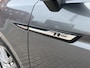 Volkswagen Touran 2.0 TDI Automaat R-Line Highline Navigatie Camera Adaptieve Cruise Dab Led Carplay Sport Comfortstoelen Stoelverwarming Hoge zit NL Auto