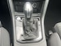 Volkswagen Touran 2.0 TDI Automaat R-Line Highline Navigatie Camera Adaptieve Cruise Dab Led Carplay Sport Comfortstoelen Stoelverwarming Hoge zit NL Auto