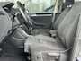 Volkswagen Touran 2.0 TDI Automaat R-Line Highline Navigatie Camera Adaptieve Cruise Dab Led Carplay Sport Comfortstoelen Stoelverwarming Hoge zit NL Auto