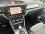 Volkswagen Touran 2.0 TDI Automaat R-Line Highline Navigatie Camera Adaptieve Cruise Dab Led Carplay Sport Comfortstoelen Stoelverwarming Hoge zit NL Auto