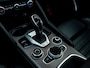 Alfa Romeo Giulia 2.0T Sprint 300pk | Veloce stoelen | Pano-dak | CarPlay | 19 inch