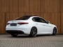 Alfa Romeo Giulia 2.0T Sprint 300pk | Veloce stoelen | Pano-dak | CarPlay | 19 inch