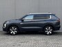 Mitsubishi Outlander 2.4 PHEV Instyle 4WD S-AWC Automaat /  Fabrieksgarantie tot 04-2033 / Leder / NL auto / Stoelventilatie / Stuur-, stoel- en achterbankverwarming / Navigatie / Elektrische stoelen en klep / HUD / Cam 360° /  snelladen / 20" LM wielen /