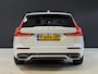 Volvo V60 2.0 T8 Recharge AWD R-Design | Elektr. trekhaak | Camera | Stoel/stuurverwarming | Carplay | Adaptive cruise