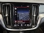 Volvo V60 2.0 T8 Recharge AWD R-Design | Elektr. trekhaak | Camera | Stoel/stuurverwarming | Carplay | Adaptive cruise