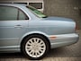 Jaguar XJ-6 3.0 Executive / Zircon metallic / 2nd owner / Only 46649km / JUST SERVICED!