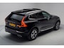 Volvo XC60 2.0 T6 Plug-in hybrid AWD Inscription Expr. Aut. [ Panoramadak Leder Apple / Android Stoelen Stuurverwarming cruise Camera ]