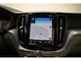 Volvo XC60 2.0 T6 Plug-in hybrid AWD Inscription Expr. Aut. [ Panoramadak Leder Apple / Android Stoelen Stuurverwarming cruise Camera ]