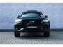 Volvo XC90 2.0 T8 Recharge AWD Ultimate Dark | Adaptieve Cruise Control | Panoramadak | Luchtvering | Trekhaak | 360° Parkeercamera | Stoel-/Stuurverwarming | Nappa Lederen Sportstoelen | Head-Up Display |