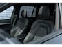 Volvo XC90 2.0 T8 Recharge AWD Ultimate Dark | Adaptieve Cruise Control | Panoramadak | Luchtvering | Trekhaak | 360° Parkeercamera | Stoel-/Stuurverwarming | Nappa Lederen Sportstoelen | Head-Up Display |