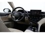 Toyota Camry 2.5 Hybrid Premium | Leder | Stoelventilatie | Stoel-/stuurverwarming | Navigatie | JBL | Head-up display | Dodehoek detectie | 360 camera