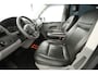 Volkswagen Transporter 2.5 TDI L2H1 175PK | Dubbele Cabine | Aut. | Airco | Camera | Cruise | Trekhaak | Leder | Parkeersens.