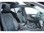 Volvo XC40 T5 AWD Intro Edition | Panorama dak|  360graden camera| Adapatieve Cruise Control| DAB| Adaptieve LED bochtverlichting| Parkeerverwarming|Electrisch bedienbare  voorstoelen| Blind spot|Adaptieve Cruise Control| Alarmkasse 3| Parkeerverwarming.