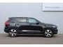 Volvo XC40 T5 AWD Intro Edition | Panorama dak|  360graden camera| Adapatieve Cruise Control| DAB| Adaptieve LED bochtverlichting| Parkeerverwarming|Electrisch bedienbare  voorstoelen| Blind spot|Adaptieve Cruise Control| Alarmkasse 3| Parkeerverwarming.