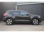 Volvo XC40 Recharge P8 AWD R-Design | Panoramadak | BLIS | Verwarmbare voorstoelen en stuurwiel | Premium audio by Harman Kardon | Adaptieve cruise control | Elektrische achterklep | Verwarmbare voorruit |